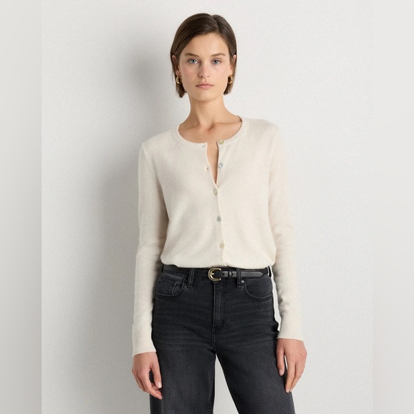 Quince Mongolian Cashmere Cardigan Sweater Color Ivory Size L - Picture 2 of 7